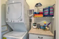 West Bay View: Penthouse Condo in Traverse City - 4-Star