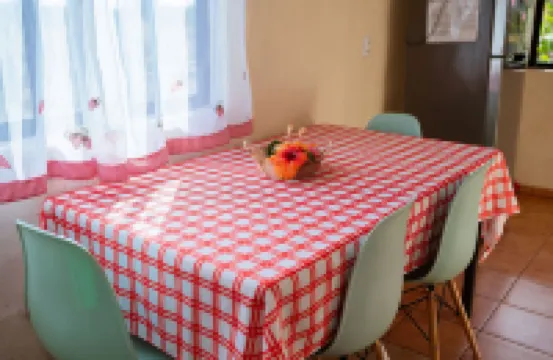 卡瓦尼亞斯外拉旅館