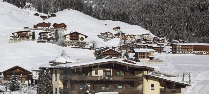 Hotel-Garni Jakober - B&B Und Appartements Hotéis em Tux