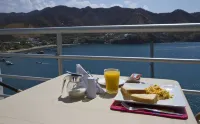 Hotel Bahia Taganga - Mountain view