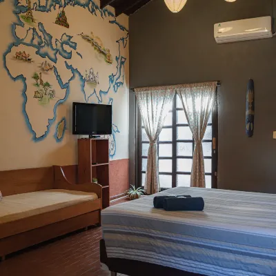 Nomada Hostel Hotels near Centro