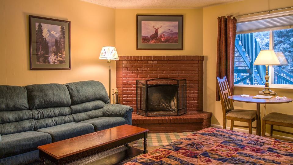 Bailey Lodge