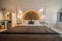 Nostos Apartments