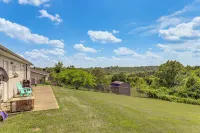 Quiet Dry Ridge Home w/ Yard - Near Ark Encounter! - 3-Star
