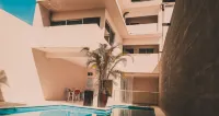 Hotel Villamar - مسبح