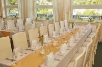 Flair-Hotel Waldfrieden فنادق في Masserberg