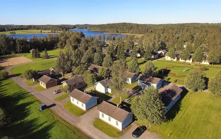 Visulahti Cottages Отели в г. Миккели