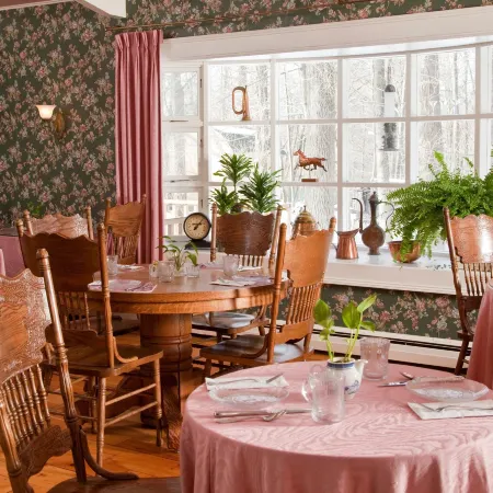 Brook Farm Inn