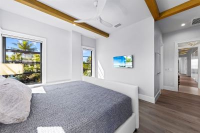 Other Bella Luna Photo