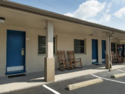 Relax Inn - Bryson City Hotels in Swain County