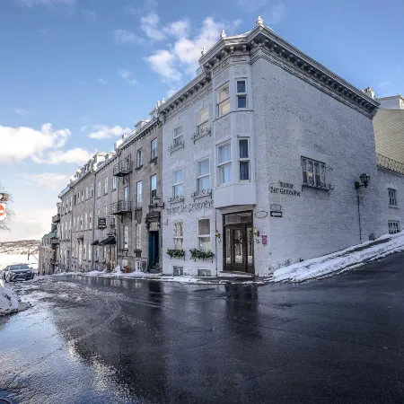 Manoir Sur le Cap Отели рядом с достопримечательностью «Большая Аллея»
