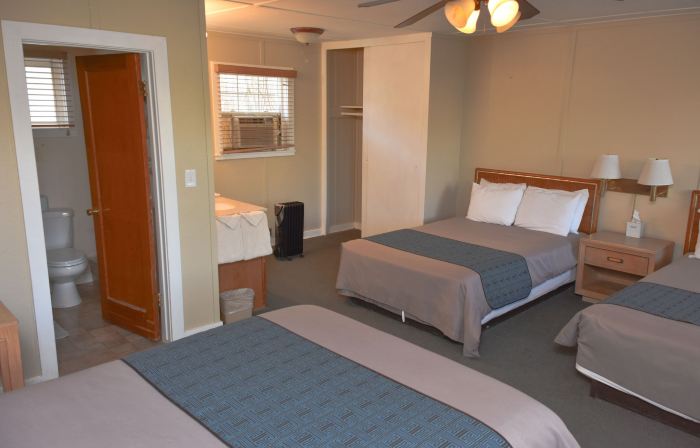 Panamint Springs Motel & Tents
