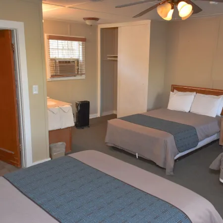 Panamint Springs Motel & Tents