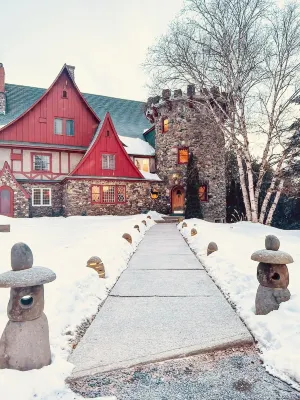 Pathsaala Inn & Restaurant