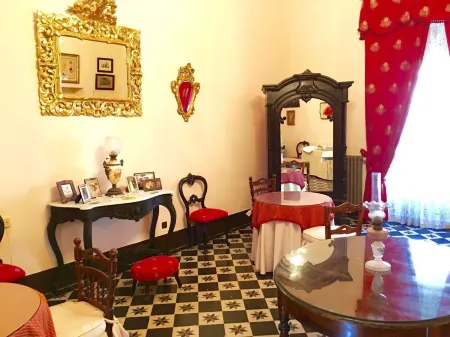 Hotel Ordóñez Sandoval Отели в г. Убеда