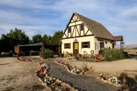 Fernabella's Lodge