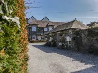 Ees Wyke Studio Hotels in Claife