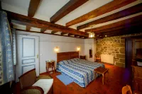 Logis Manoir de l'Acherie Hôtels à : Saint-Sever-Calvados