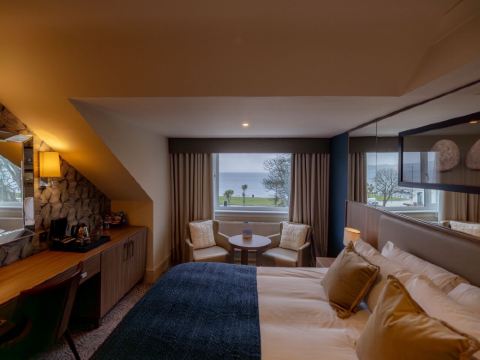 Brisbane House Hotel