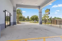 Express Inn & Suites Westwego Hotels in Westwego