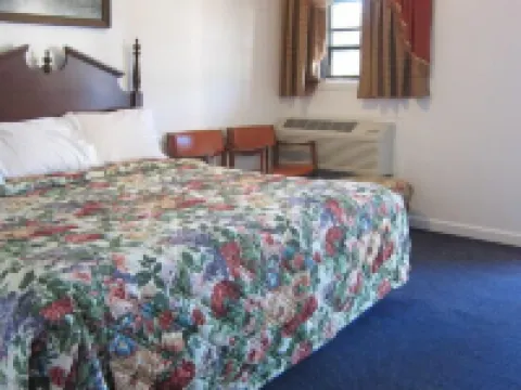 Lamplighter Motel - Clinton, Connecticut Hotels in Clinton