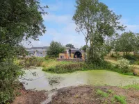 Heron Pod Hotels in Oswestry