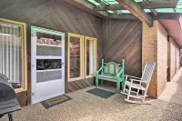 Lubbock Townhome w/ Grill Near Ttu & Downtown! - Balkoner