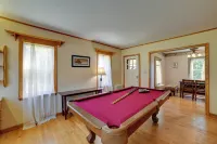 Rustic Bainbridge Retreat w/ Spacious Yard! - 3-Star