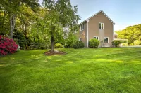 Large Kennebunk Home, Walk to Beach < 2 Mi to Town - 3-Star