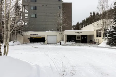 Saints John 2503 by Summit County Mountain Retreats Отели в г. Диллон