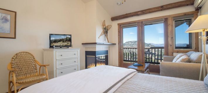 Taharaa Mountain Lodge Hotels in Estes Park