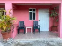 THE IRIE INN APT #2