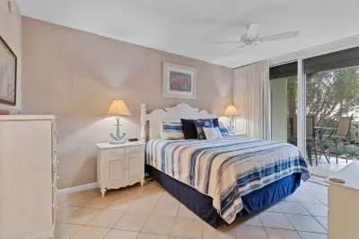 Spacious 3BR Resort Condo Steps From Gulf Beach Hotels in 
