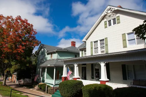 The Guest House Inn on Courthouse Square Hotel a Hinton