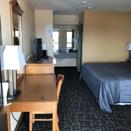 Carolina Inn & Suites of Lake Norman
