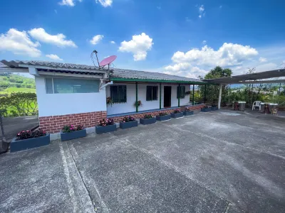 La Cosecha Hostal Отели в г. 