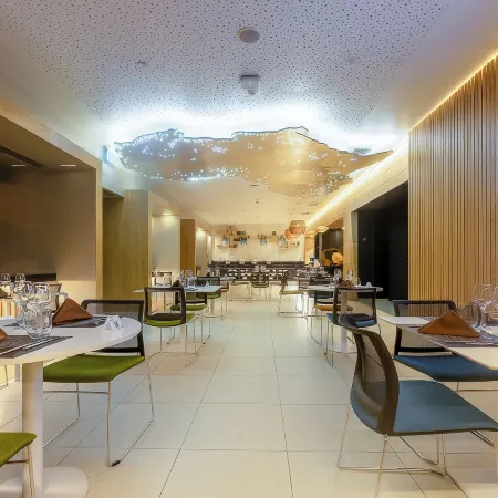 Seen Hotel Abidjan Plateau