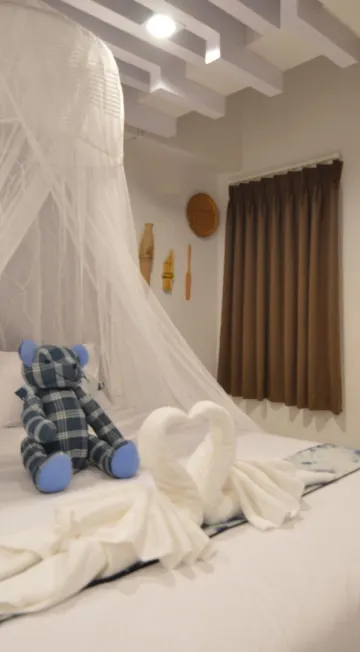 ห้องดีลักซ์ เตียงใหญ่ 1 เตียง