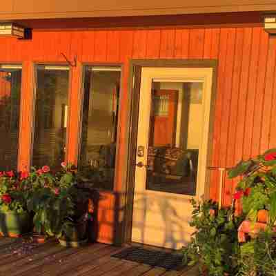 Auke Bay View Studio Hotel Exterior