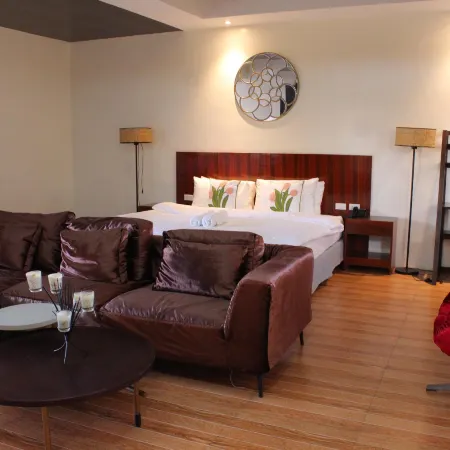 MaClare Resort