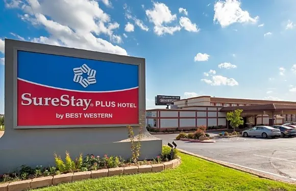 科拉泰爾茵酒店及套房，由賈斯珀聖達菲OKC運營