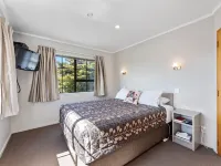 Knightsbridge Court Motor Lodge Hotels in Blenheim