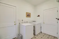 Charming Appomattox Home Half-Mi to Main Street! - Wifi