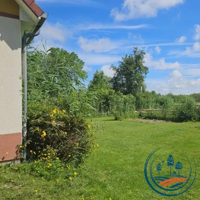 Grande Maison Proche Plage de 2 à 14 Personnes Hotels in Quend