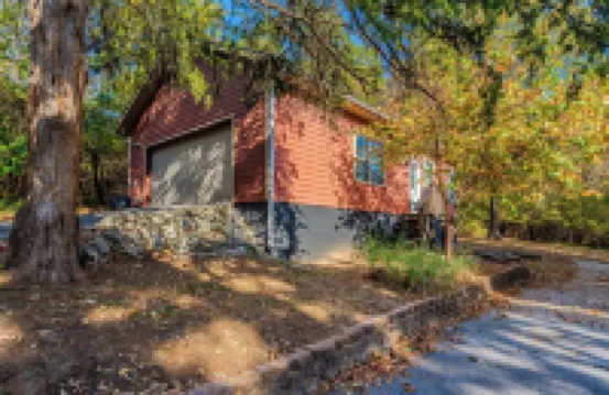 Cozy studio located STEPS from the UofA campus and nestled in secluded woods!