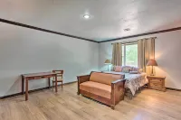 Lovely 'Anna Fink House' w/ Patio & Fire Pit - 3-Star