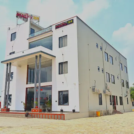 Hotel Madhuvan & resort