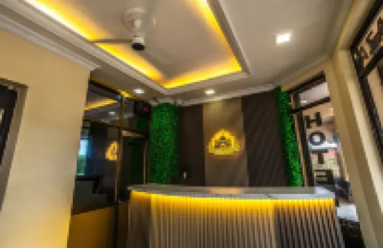 Hotel Kirti Plaza