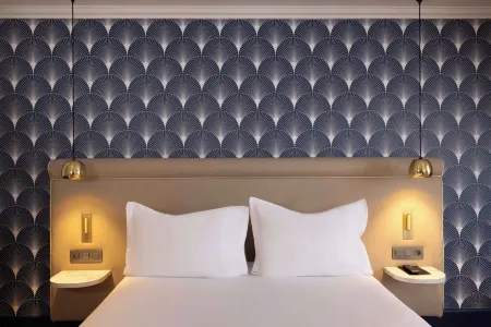 Hotel The Augustin Отели рядом с достопримечательностью «St. Jean Baptiste au Beguinage»