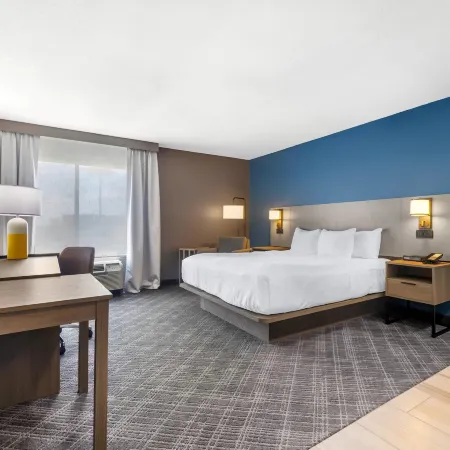 Comfort Inn Bourbonnais Near I-57